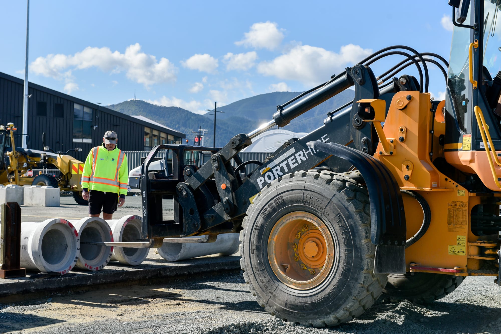 2025 04 ApronProject 5